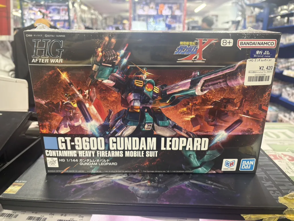 HG 1/144 ガンダムレオパルド