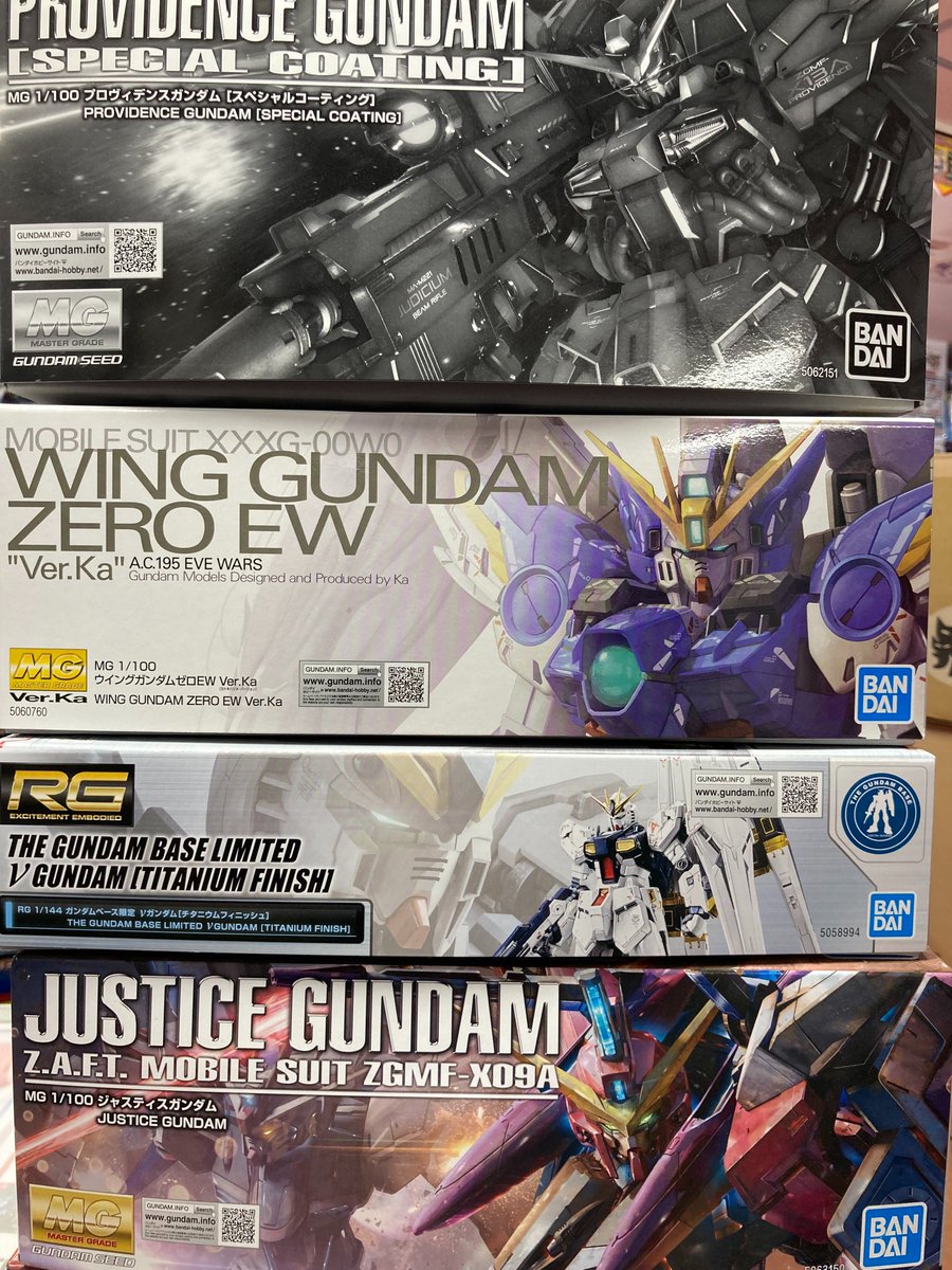 いつも宅配買取のご利用ありがとうございます‍！！
MG、RGを中心に沢山ガンプラ、METALROBOT魂をお買取させて頂きました！！！！ 便利な宅配買取をご利用下さい！
詳細は⇩のURLを⇩⇩クリック⇩⇩
otachu-akiba.com/4go/delivery/ ガンプラの買取はおたちゅう。秋葉原4号店へ！